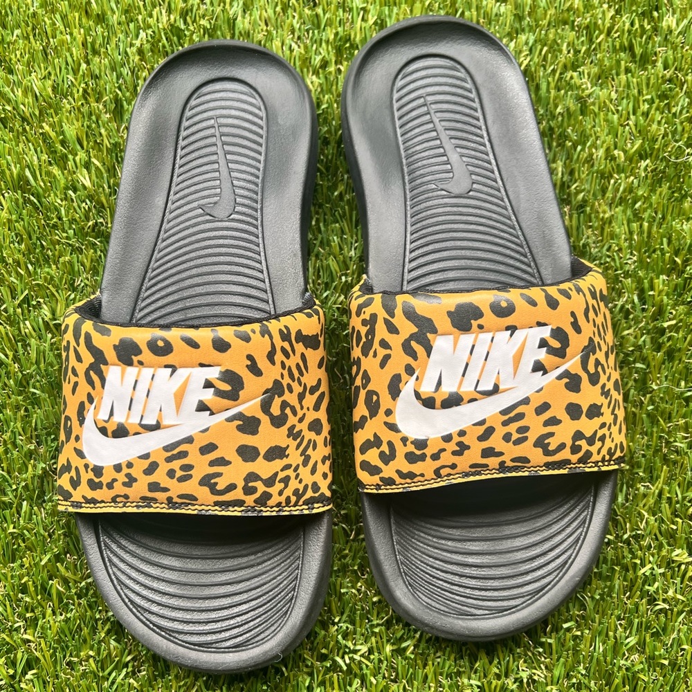 Nike Slides women’s leopard print
